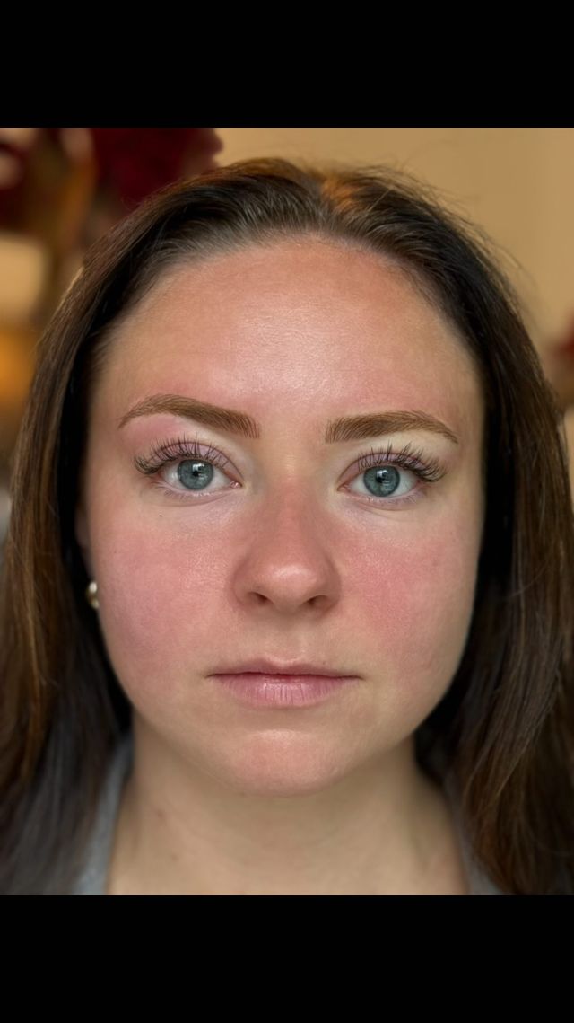 Hybrid brows (microblading+shading) for this beauty. Summer sweat proof! No more fussing in the morning and trying to get your brows symmetrical! It’s life changing ladies!!